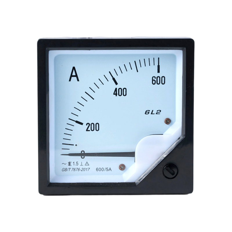 Используется для контроля амперметров тока и напряжения устройства отображения.